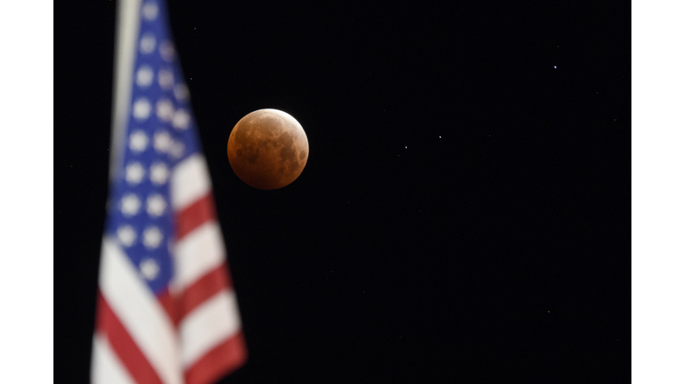 US-SCIENCE-ASTRONOMY-MOON-ECLIPSE