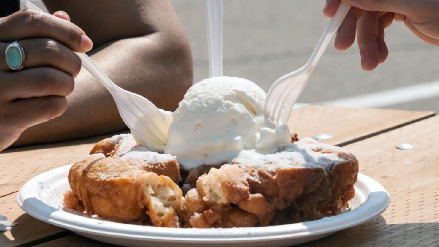 'Everyone Loves Pie' Texas Pie Fest Returns Bigger And Better Than