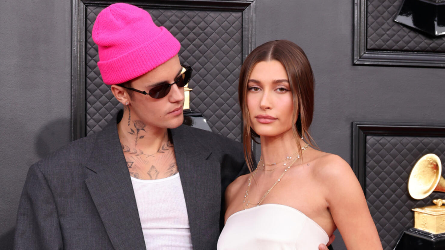 Justin Bieber Makes Wife Hailey Bieber The Sweetest Necklace, Hailey Bieber