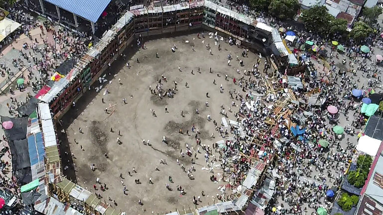 COLOMBIA-ACCIDENT-BULLRING