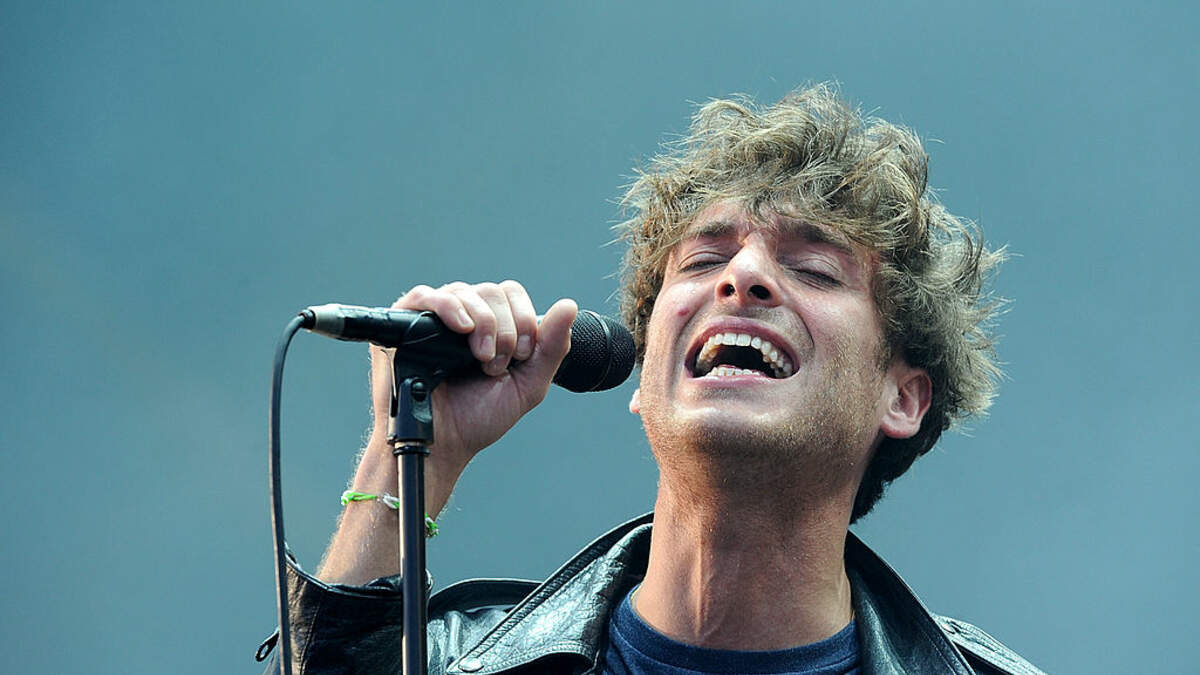 Paolo Nutini performs new song at Glastonbury 97.3 KBCO