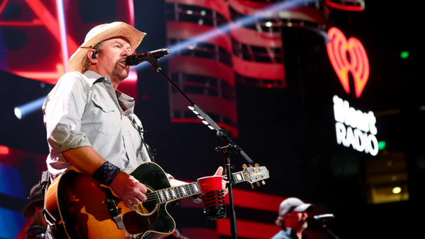 Toby Keith Honors 20-Year Milestone Of Iconic Song In Time For 4th Of July