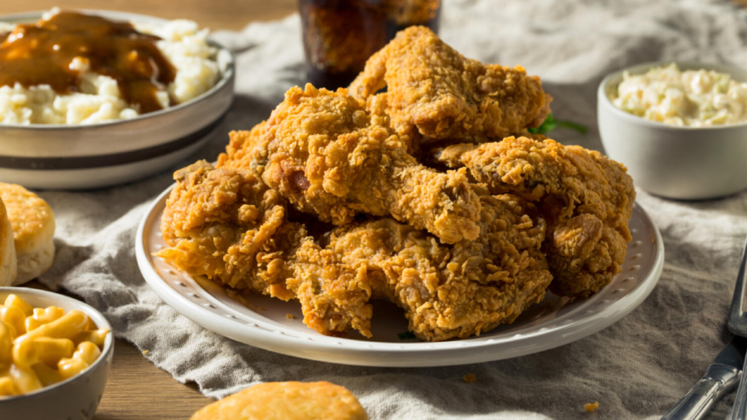 Louisiana Restaurant Named One Of The Best Spots For Fried Chicken | iHeart