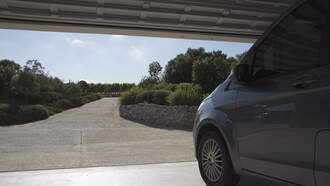 Couple Gets Fined $1,500 For Parking In Their Own Driveway