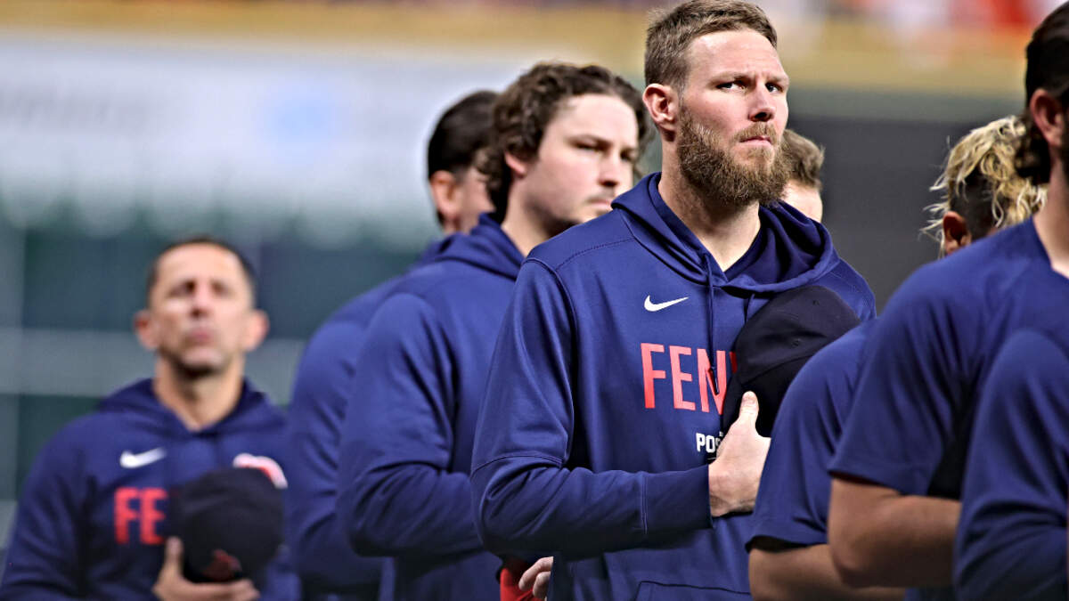 Red Sox's Chris Sale trashes clubhouse in viral video after