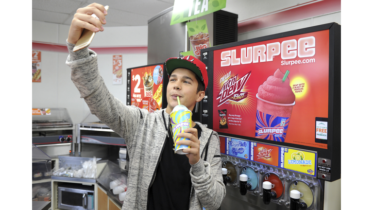 7-Eleven Kicks Off Slurpee All Access Chill With Austin Mahone