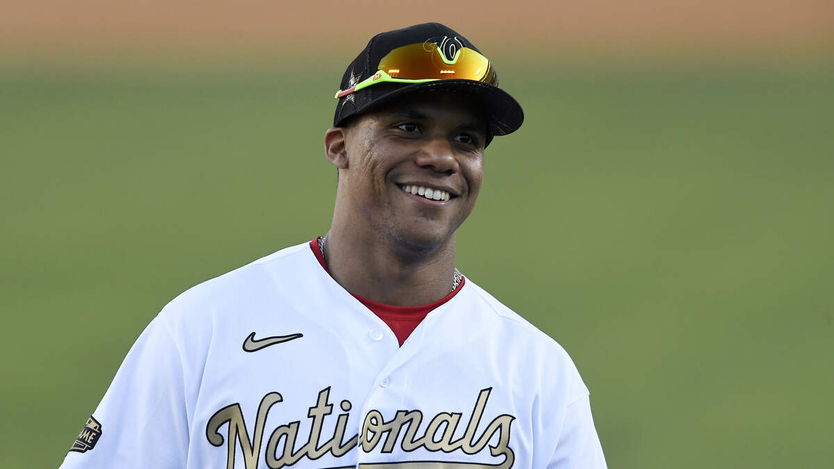 Dodgers News: LA Fans Attempted to Recruit Juan Soto During All