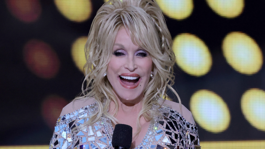 Dolly Parton Awarded 'Best Cake Mix' In PEOPLE's Food Awards 2022 | iHeart