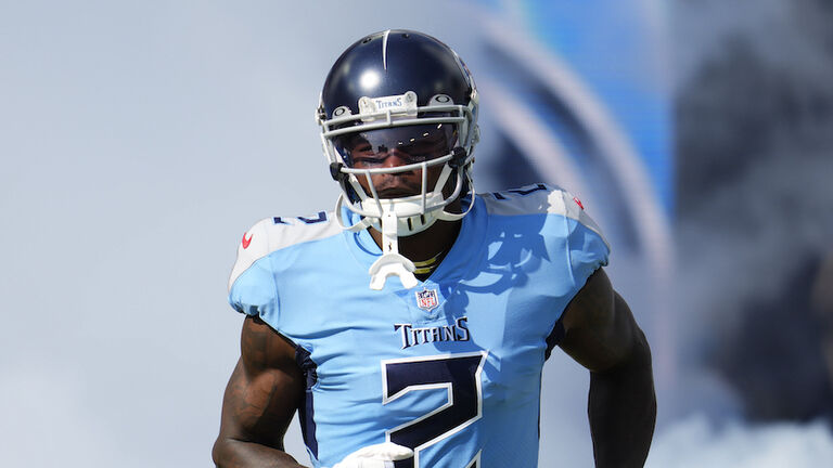 Kansas City Chiefs v Tennessee Titans