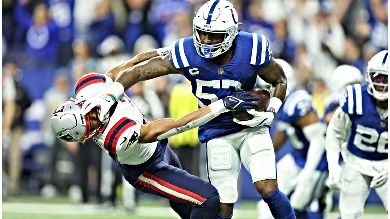 Colts All-Pro linebacker Darius Leonard is now going by Shaquille, his  middle name 