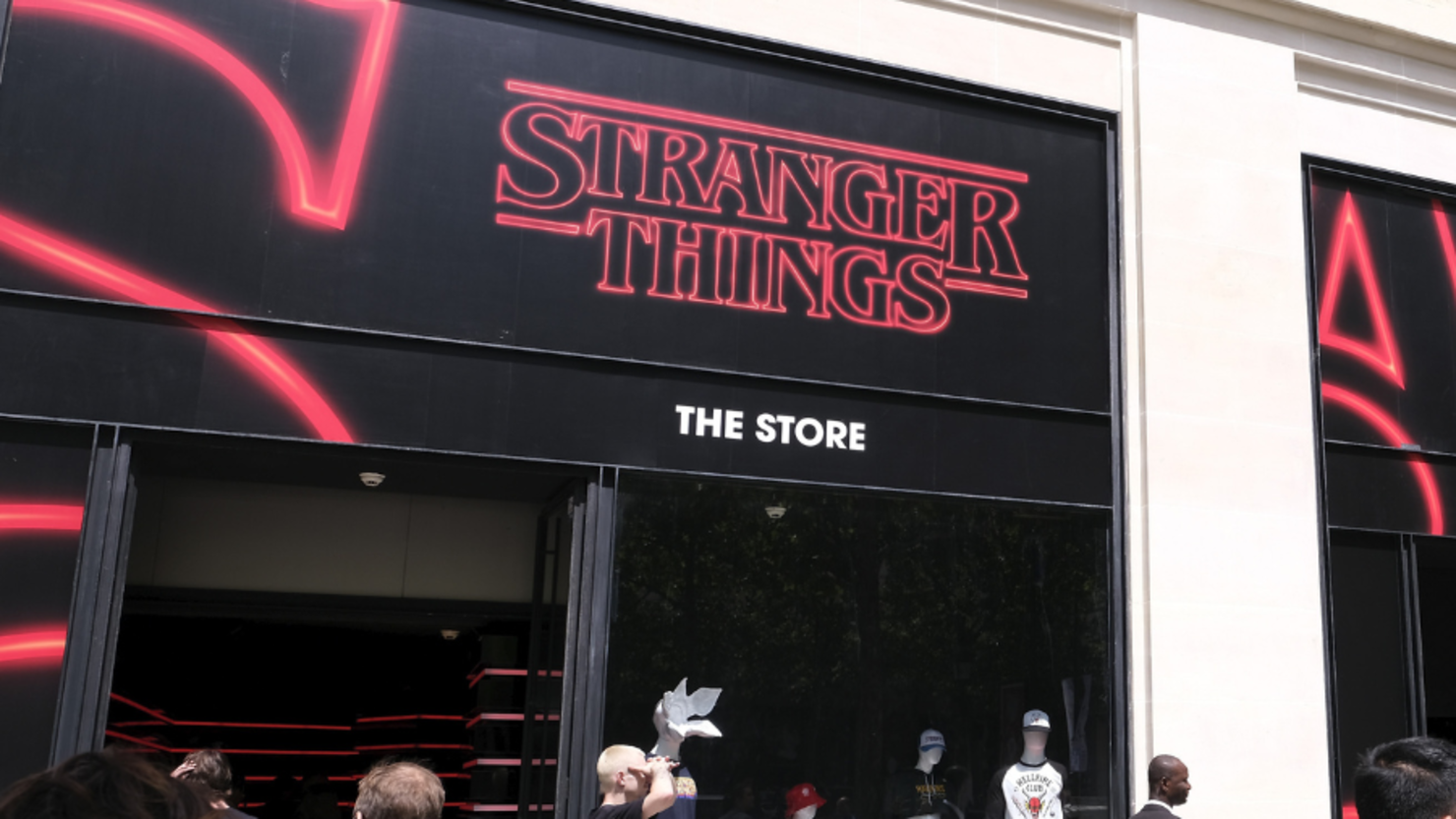 come-face-to-face-with-a-demogorgon-at-the-stranger-things-store-in