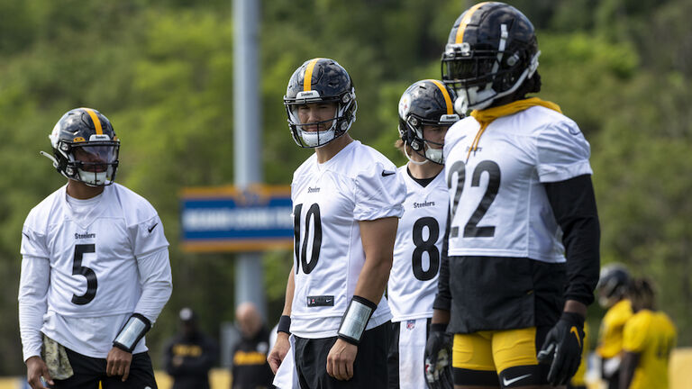 NFL: MAY 24 Pittsburgh Steelers OTA Offseason Workouts