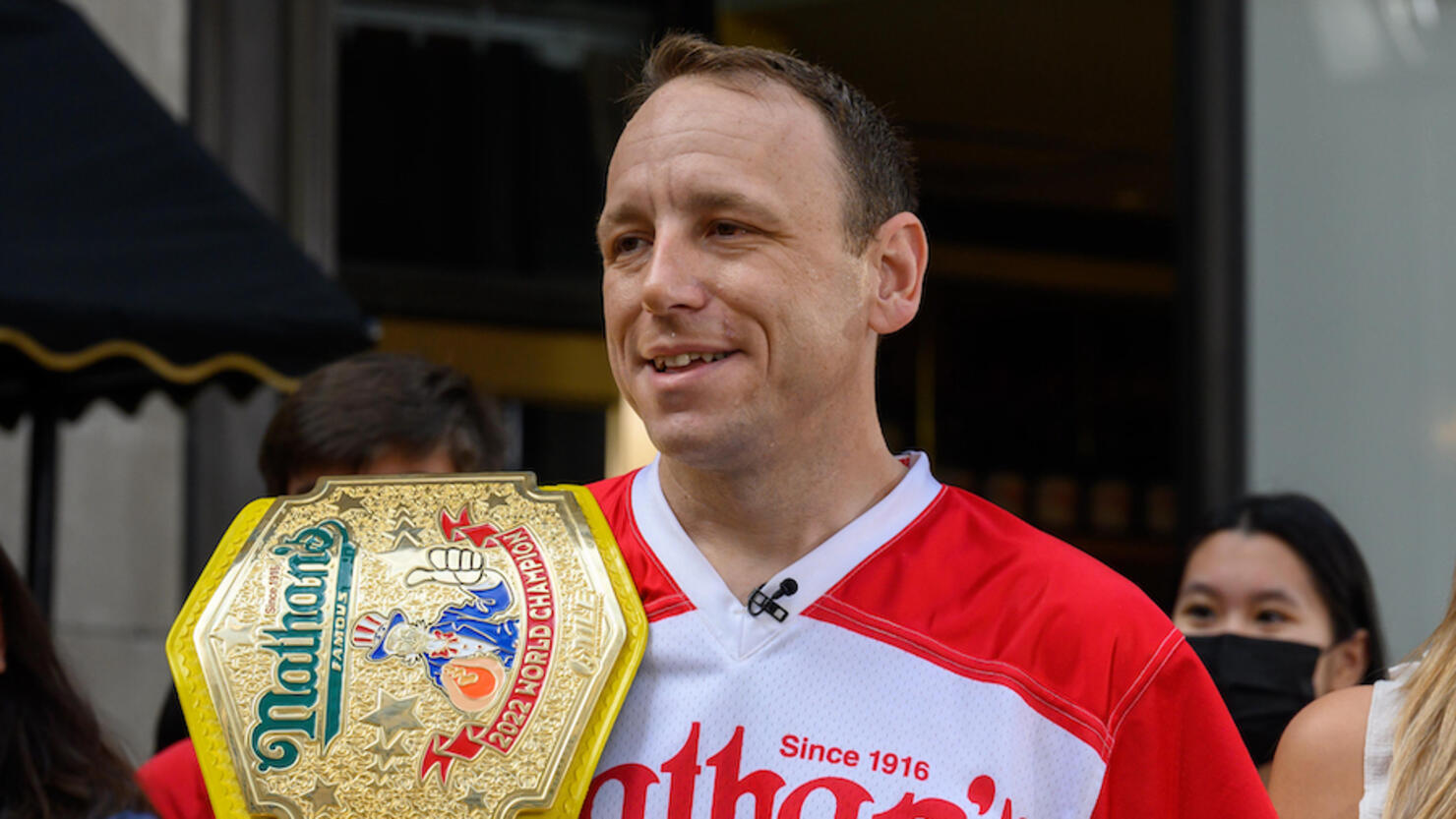 Joey Chestnut Sets Another Incredible Eating World Record | iHeart