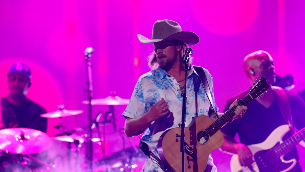 Brian Kelley Announces Florida Residency & 'Epic Halloween Night