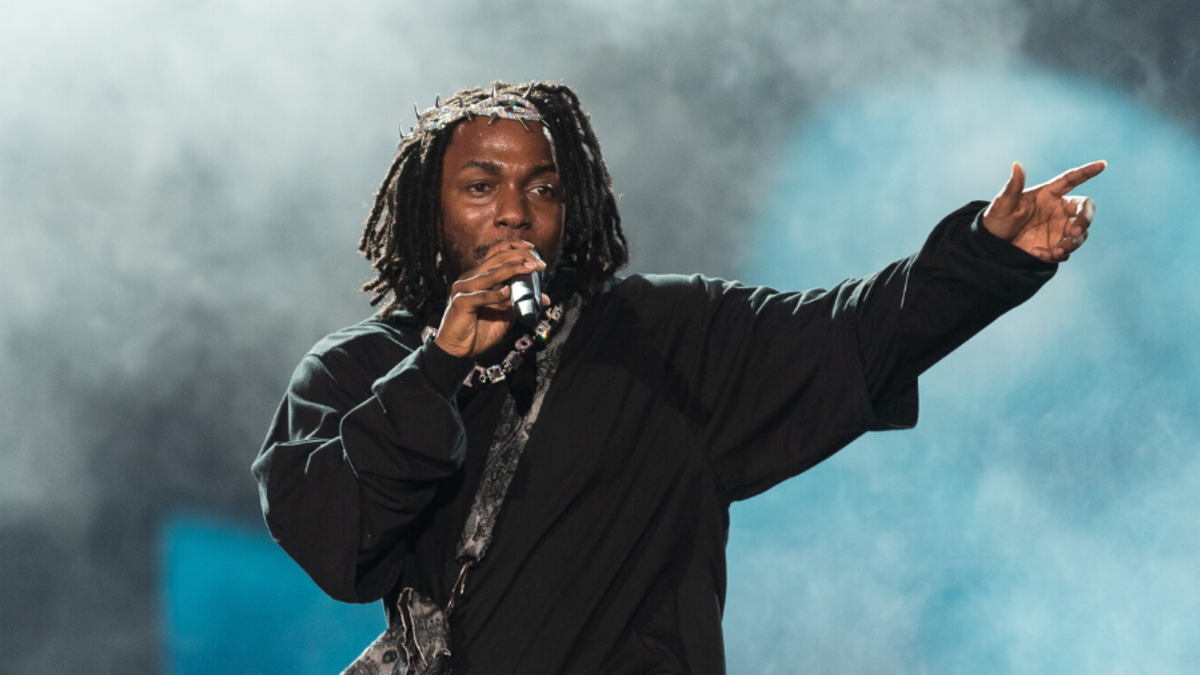 Videos Show What to Expect From Kendrick Lamar's Massive Big Steppers Tour