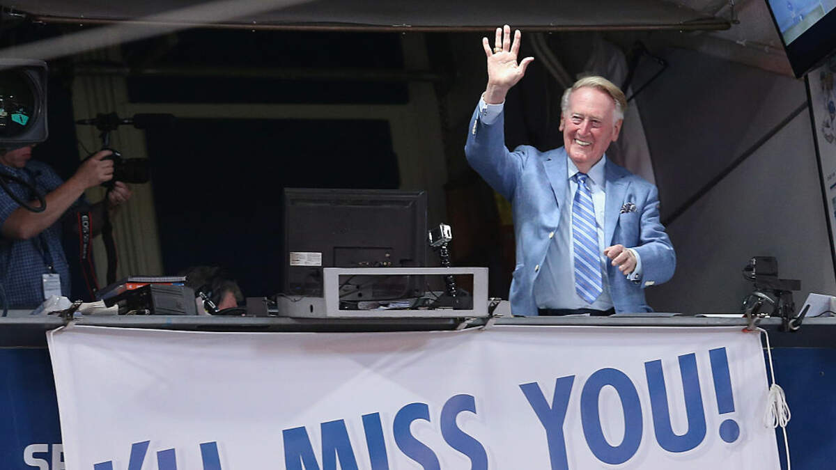 Baseballer - The Dodgers paying tribute to Vin Scully with these patches on  their jerseys for the rest of the season 👏