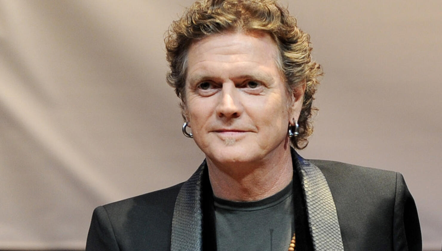 Def Leppard's Rick Allen Marks Anniversary Of His Return To Live ...