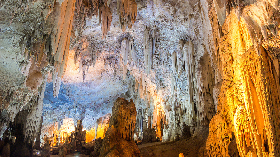 This Texas Home Has An Underground Cavern Network In The Basement | iHeart