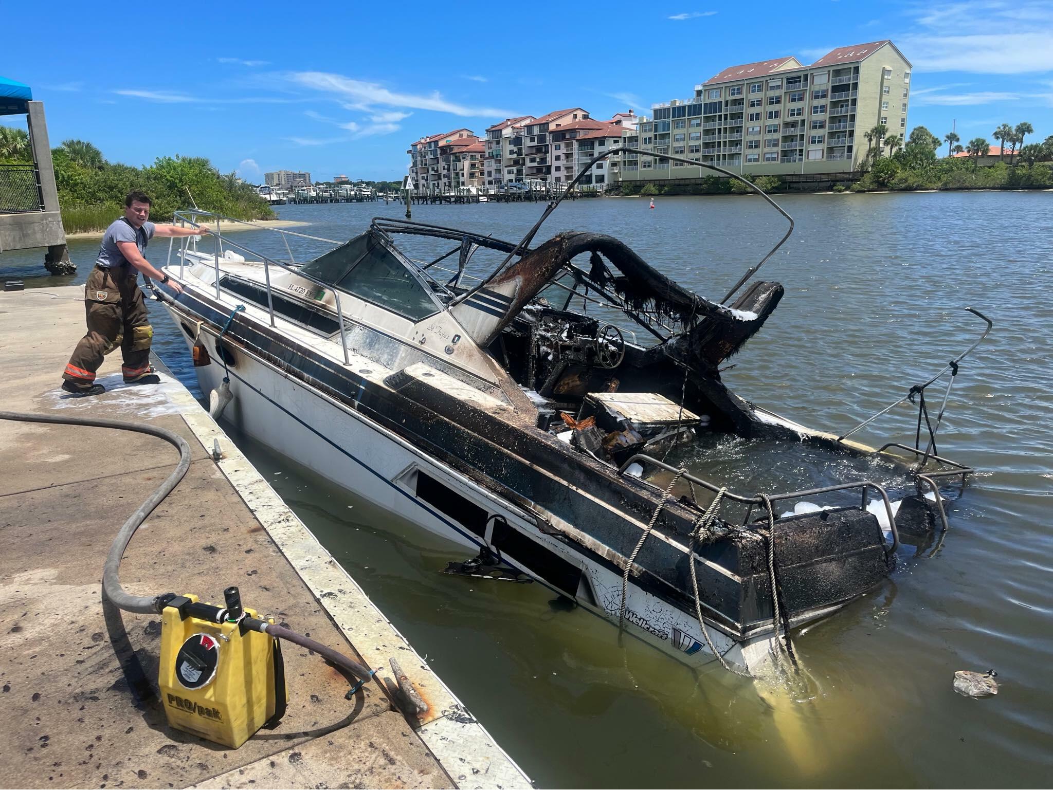 Watch Boat Explodes Spews Fiery Debris At Florida Marina Iheart