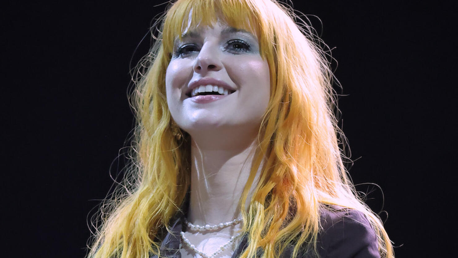 Hayley Williams reveals forthcoming B-side is an unreleased song