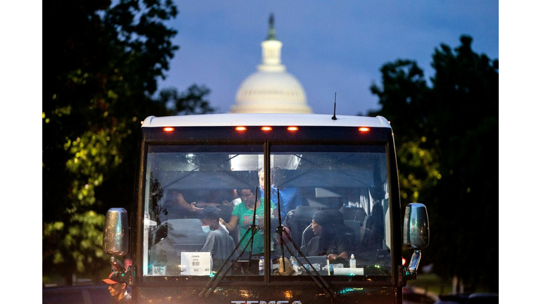 US-POLITICS-MIGRATION-TEXAS-MIGRANTS