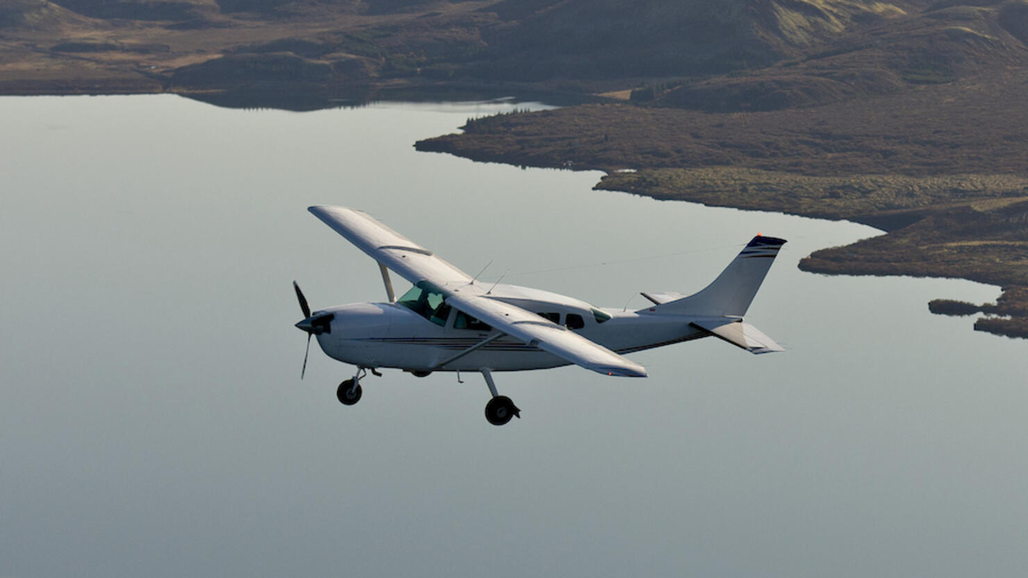 Cessna in flight