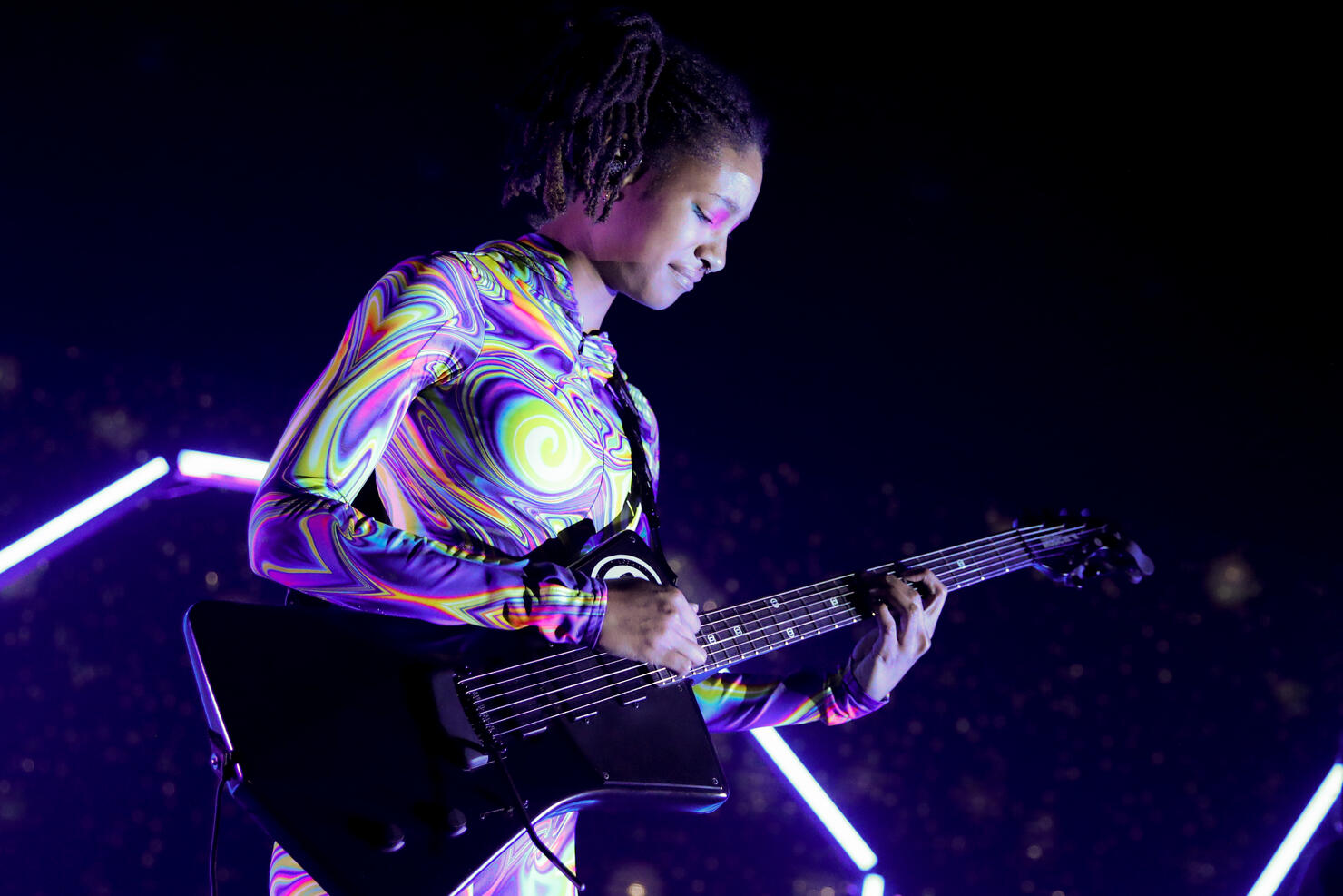 Smashing Pumpkins and Willow Smith Play Cherub Rock: Watch