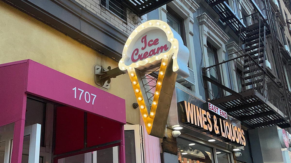 This UES Shoppe Has Turned Into An Adorable Outdoor Ice Cream Parlor • The  UES - Secret NYC