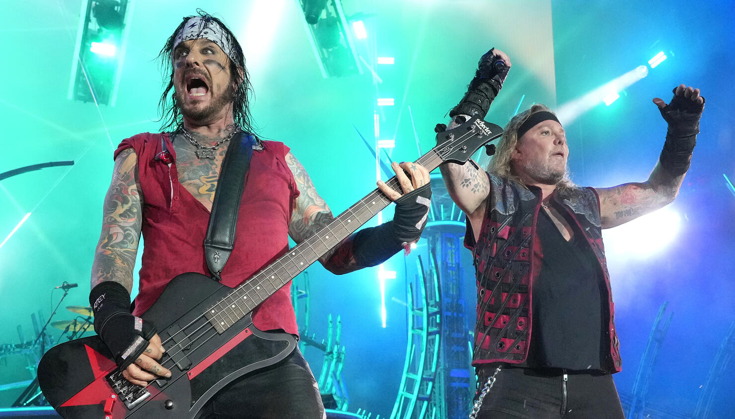 The Stadium Tour: Mötley Crüe and Poison