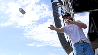 Chase Rice Slings Beer To Thirsty Fans From The iHeartRadio Festival Stage