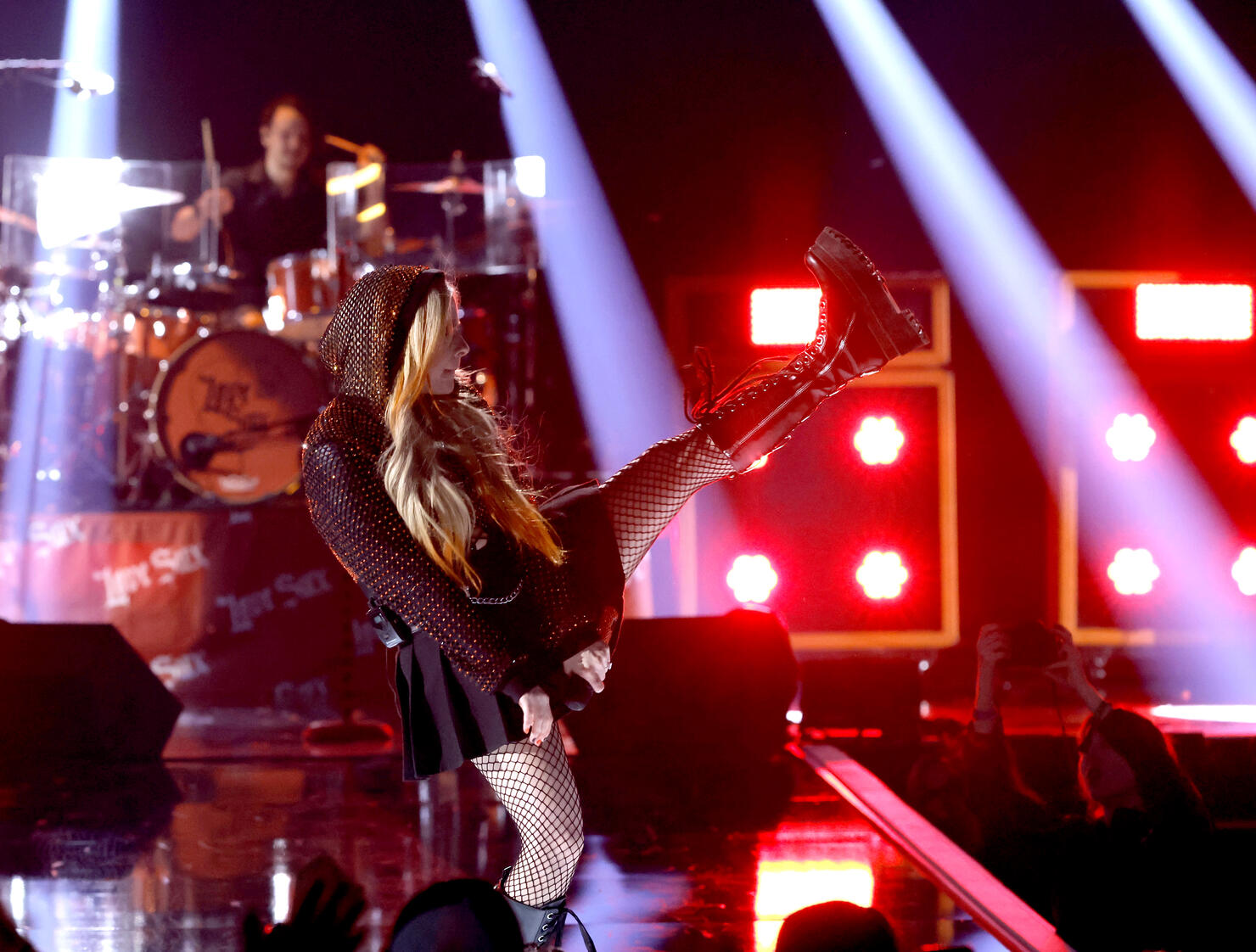 Avril Lavigne Takes Over Las Vegas With Her PopPunk Hits iHeart