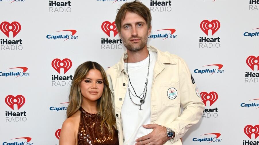 Watch Maren Morris & Ryan Hurd Pose For Cute Pic With Elvis Impersonator