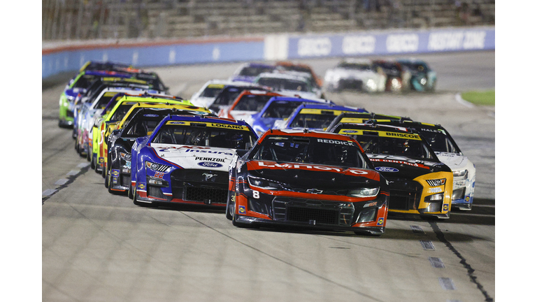 NASCAR Cup Series Auto Trader EchoPark Automotive 500
