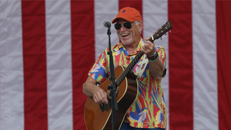 Jimmy Buffett Hospitalized & Will No Longer Tour In 2022
