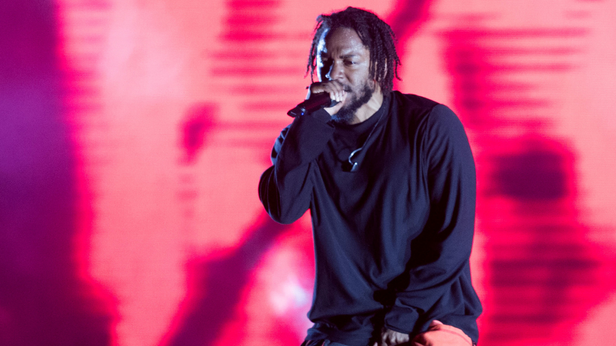 SNL': Watch Kendrick Lamar Perform 'Father Time,' 'N95