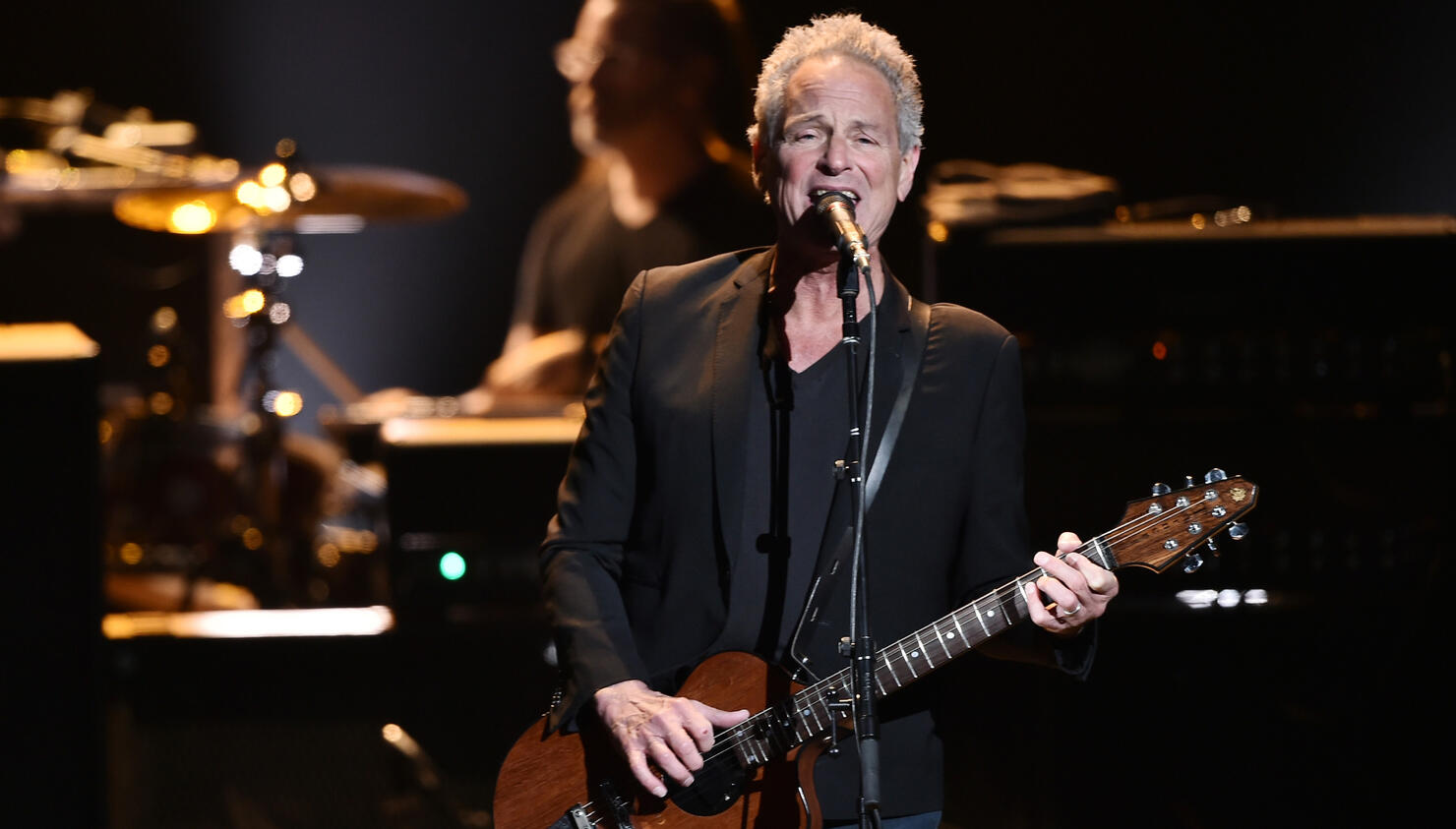 lindsey buckingham tour cancelled