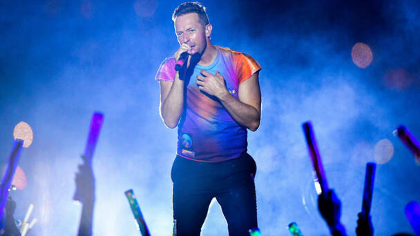 Coldplay Cancel Tour Dates As Chris Martin Battles 'Serious Lung Infection'