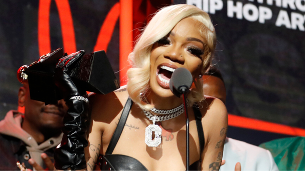 GloRilla Gets Emotional While Accepting Her First BET Hip Hop Award