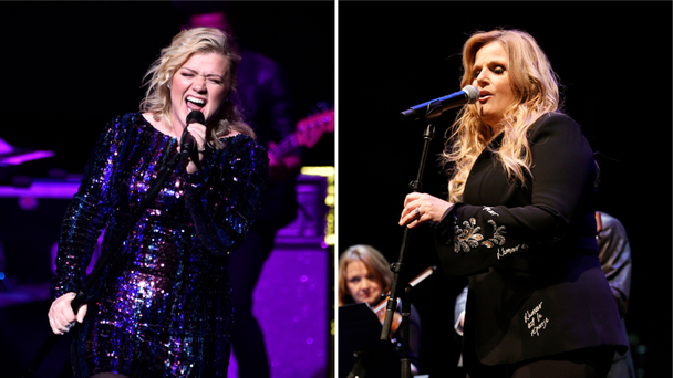 Watch Kelly Clarkson's Powerful Cover Of A Trisha Yearwood '90s Anthem
