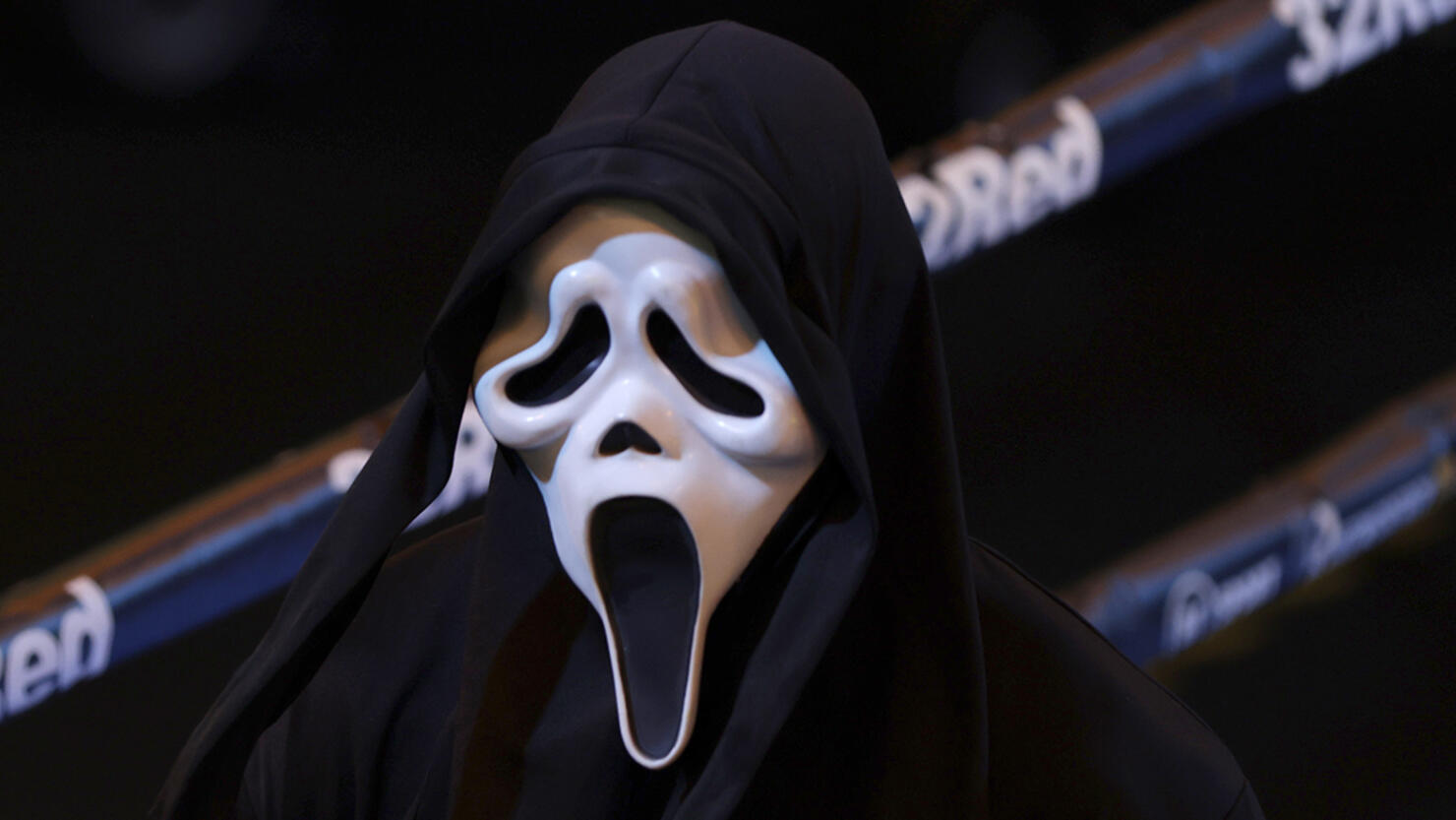 Wearable Scream 6 Ghost Face mask