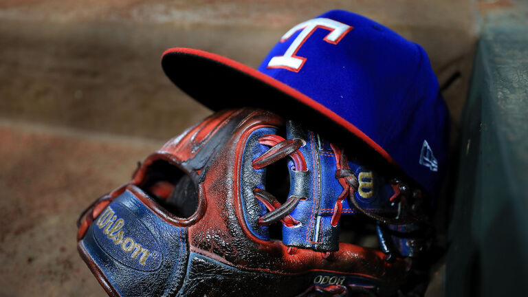 Texas Rangers hire Bruce Bochy as manager