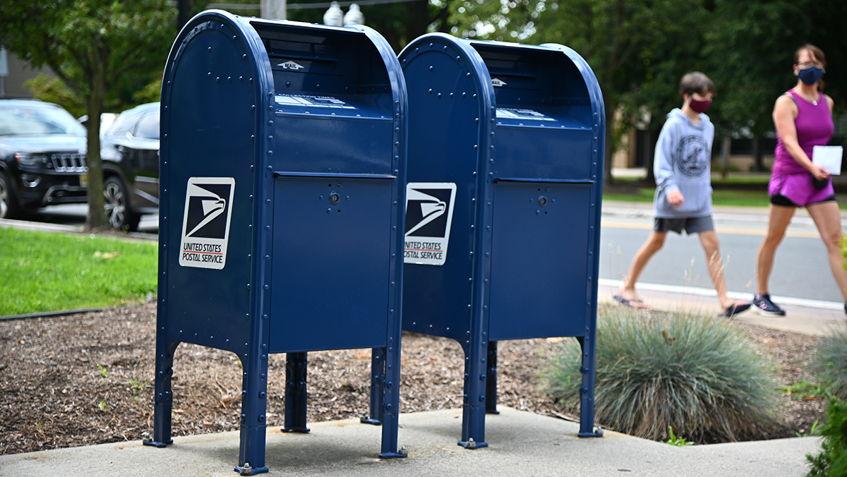 Post office outlet mailbox