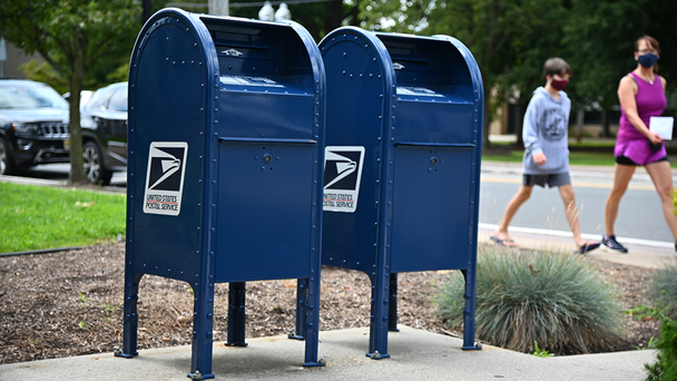 USPS Warns Not To Use Their Blue Mailboxes