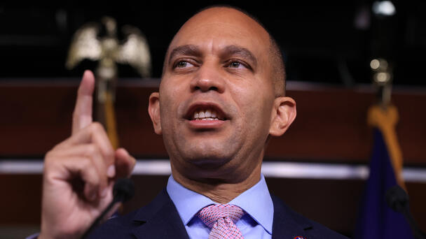 The power of Hakeem Jeffries grows as House Republicans keep bickering