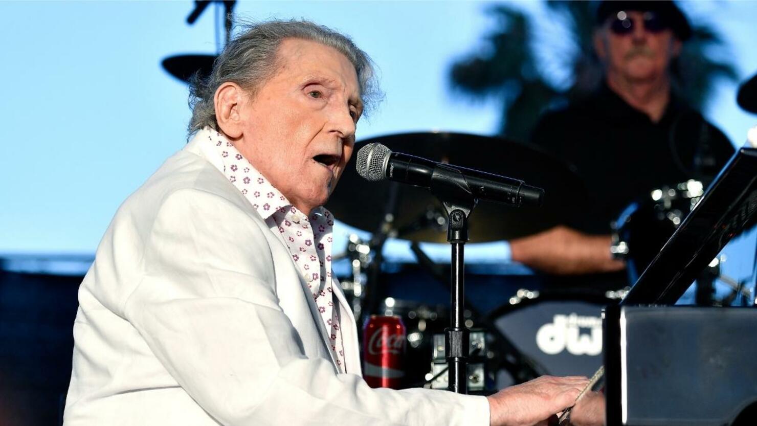 World Reacts To Death Of Music Legend Jerry Lee Lewis | iHeart
