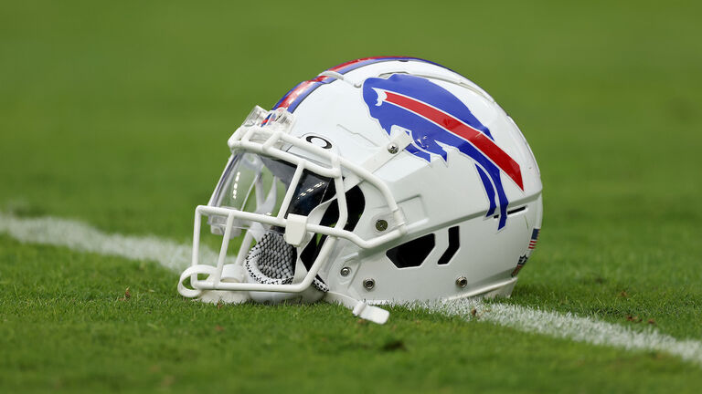 Buffalo Bills v Baltimore Ravens