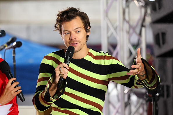 Harry Styles dressed as Danny Zuko from 'Grease' to sing 'Hopelessly  Devoted to You