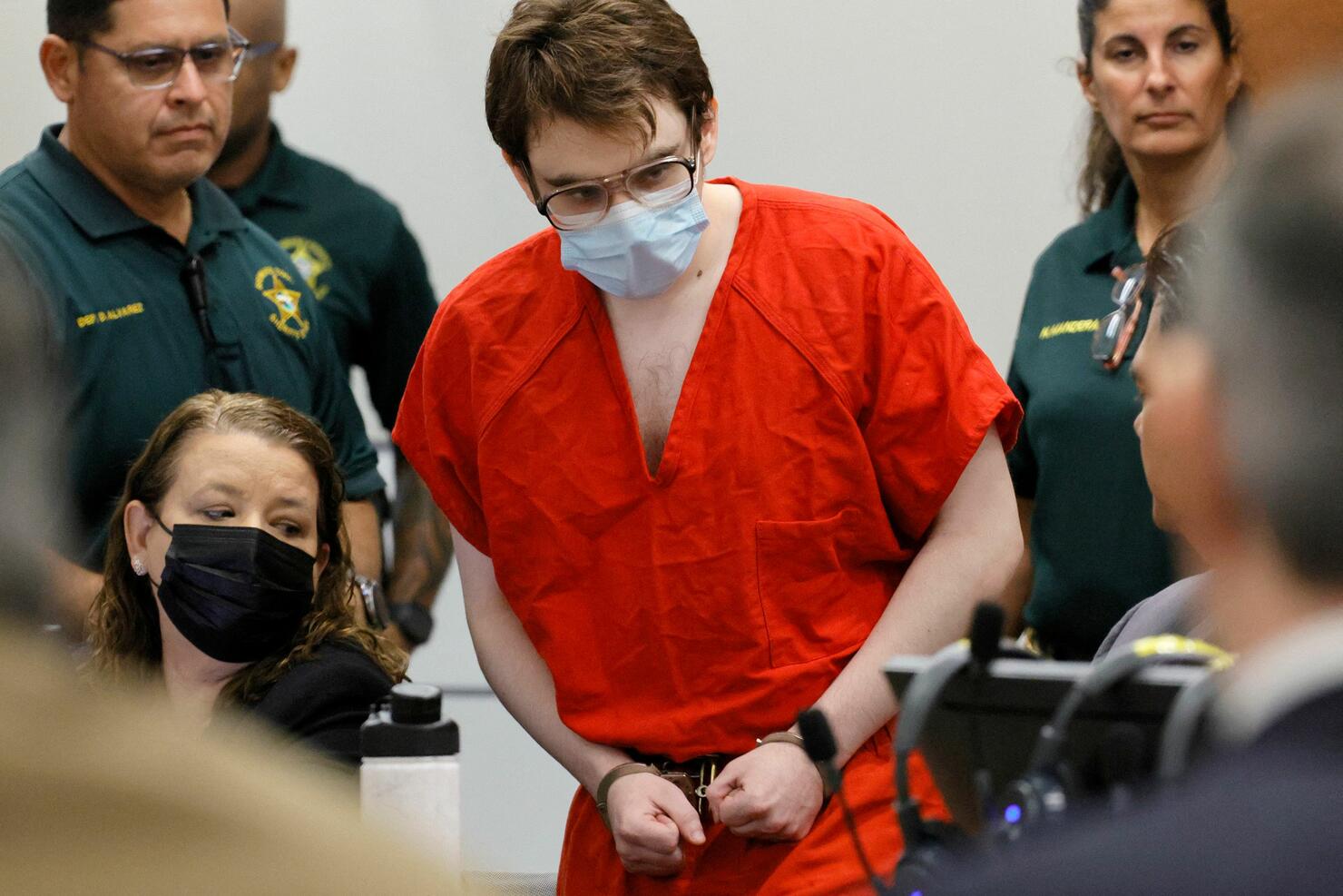 US-SHOOTING-JUSTICE-PARKLAND