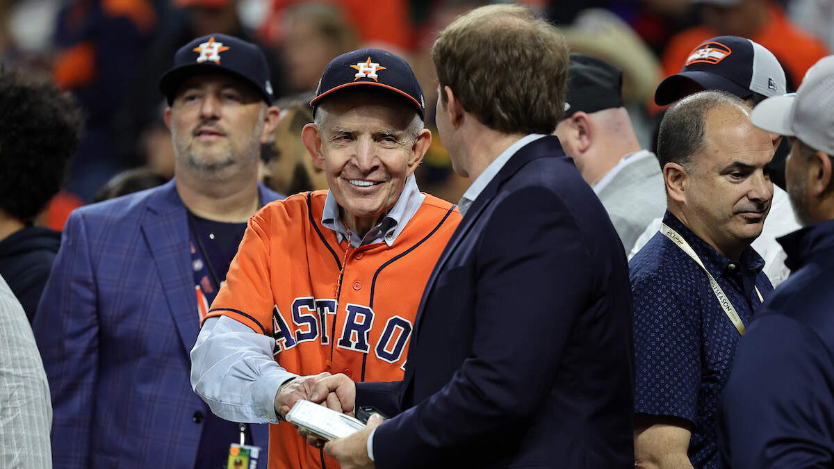 Drunk' Phillies fan sends Mattress Mack 'over the edge