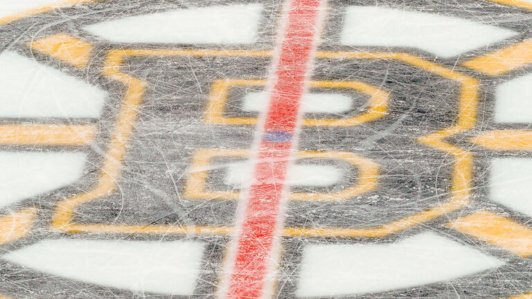 NHL: DEC 05 Blackhawks at Bruins